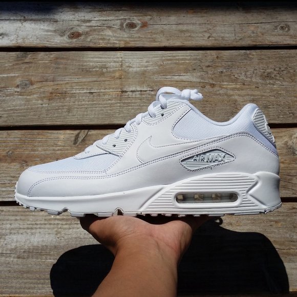 nike air max 90 essential triple white